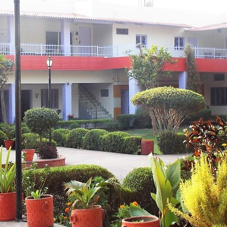 Hotel Goverdhan Tourist Complex Fatehpur Sīkri Exterior foto