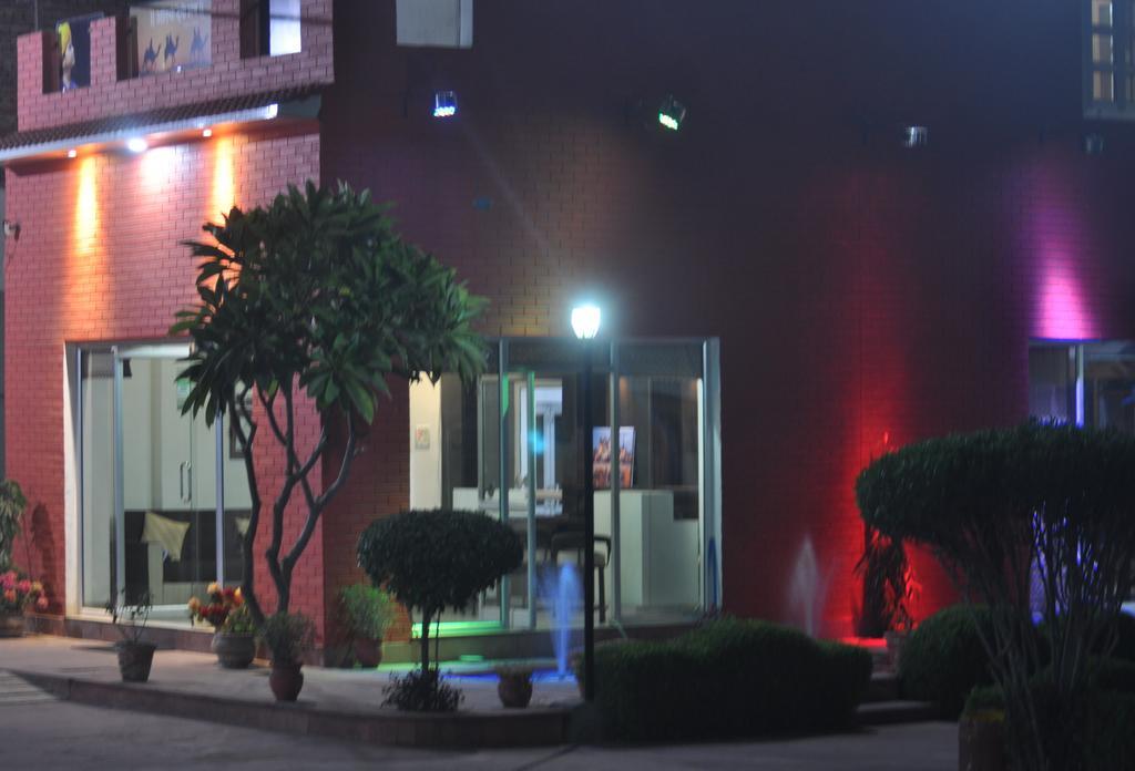 Hotel Goverdhan Tourist Complex Fatehpur Sīkri Exterior foto